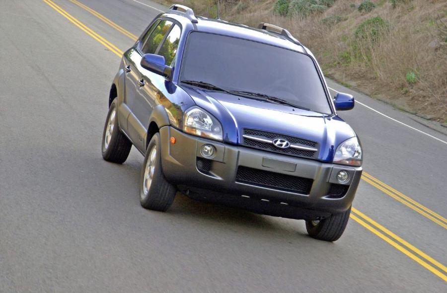  Hyundai Tucson 2004 года  (фото 57 из 74)